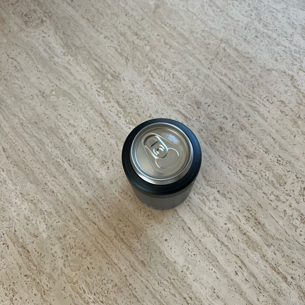 Yeti Rambler - Picture 2 of 9